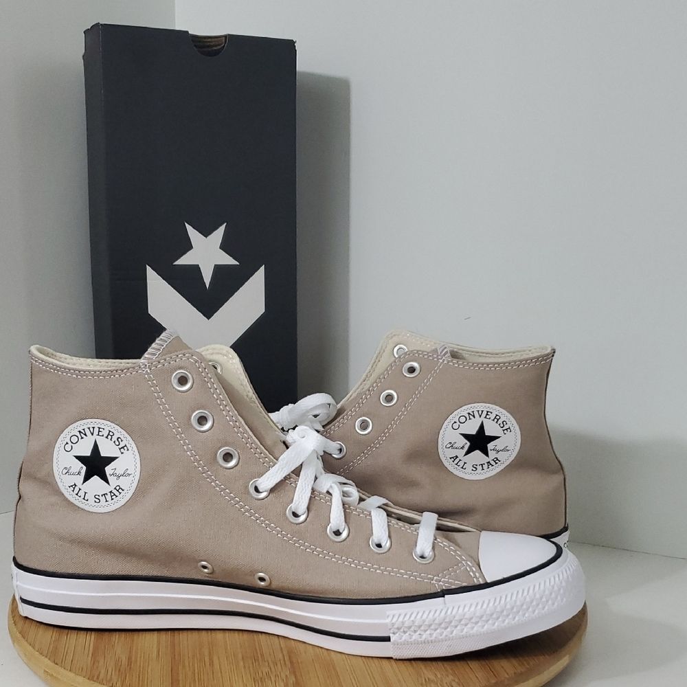 Converse Hi Top Unisex Sneaker Vintage Cargo Size 11.5/13.5 NIB